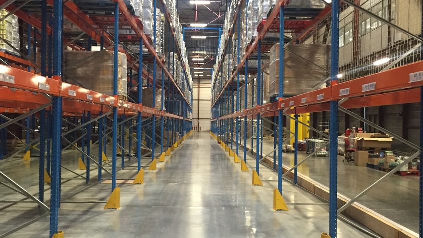 Entrepôt DHL à Serris